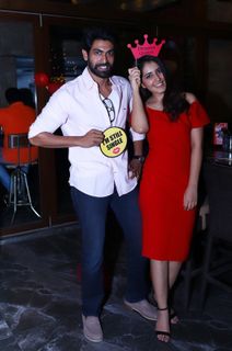 Rashi Khanna feet photo thumbnail