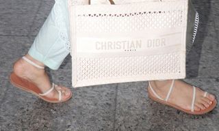Rashi Khanna feet photo 2
