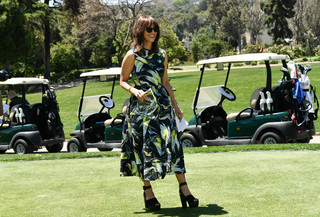 Rashida Jones feet photo thumbnail
