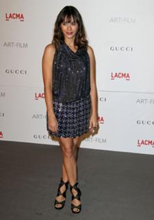 Rashida Jones feet photo thumbnail