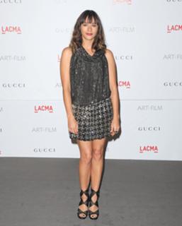 Rashida Jones feet photo thumbnail