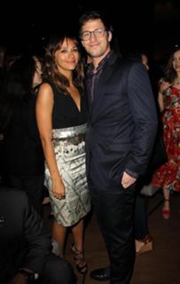 Rashida Jones feet photo thumbnail