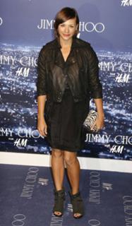 Rashida Jones feet photo thumbnail