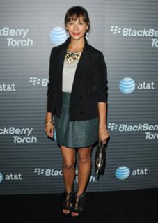 Rashida Jones feet photo thumbnail