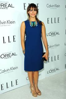 Rashida Jones feet photo thumbnail