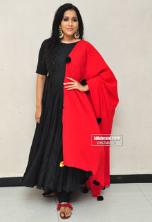 Rashmi Gautam feet photo 7