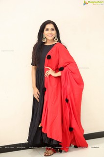 Rashmi Gautam feet photo 4