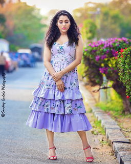 Rashmi Gautam feet photo 4