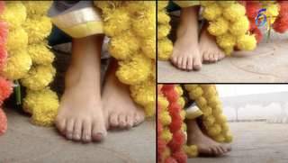 Rashmi Gautam feet photo 16