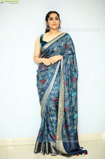 Rashmi Gautam feet photo 15
