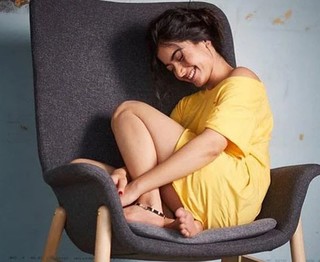 Rashmika Mandanna feet photo thumbnail