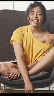 Rashmika Mandanna feet photo thumbnail