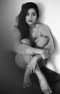Rashmika Mandanna feet photo thumbnail