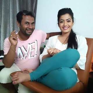 Rashmika Mandanna feet photo thumbnail
