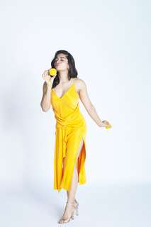 Rashmika Mandanna feet photo thumbnail