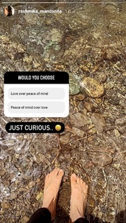 Rashmika Mandanna feet photo thumbnail