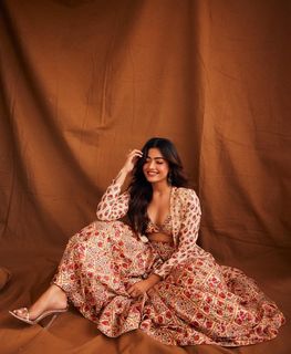 Rashmika Mandanna feet photo thumbnail