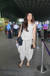 Rashmika Mandanna feet photo thumbnail