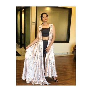 Rashmika Mandanna feet photo thumbnail