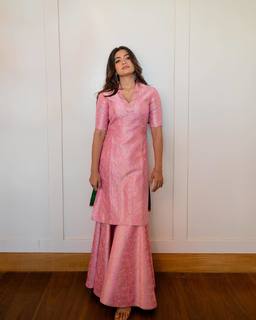 Rashmika Mandanna feet photo thumbnail
