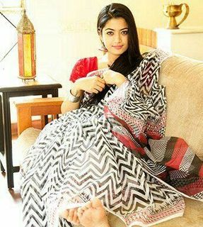 Rashmika Mandanna feet photo thumbnail