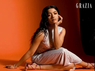 Rashmika Mandanna feet photo thumbnail