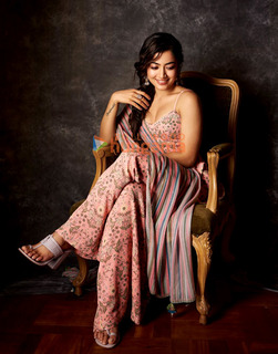 Rashmika Mandanna feet photo thumbnail