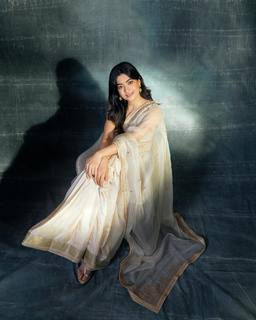 Rashmika Mandanna feet photo thumbnail