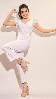Rashmika Mandanna feet photo thumbnail