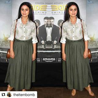 Rasika Dugal feet photo 9