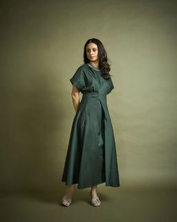 Rasika Dugal feet photo 9