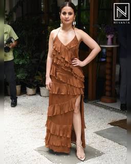 Rasika Dugal feet photo 17