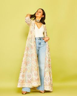 Rasika Dugal feet photo 8