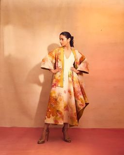 Rasika Dugal feet photo 4