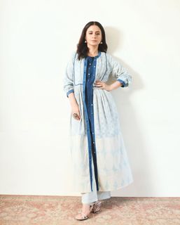 Rasika Dugal feet photo 17