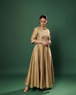 Rasika Dugal feet photo 16