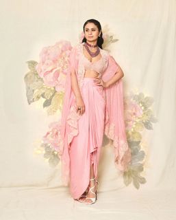 Rasika Dugal feet photo 19