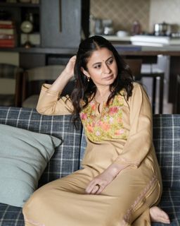 Rasika Dugal feet photo 16