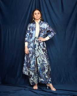 Rasika Dugal feet photo 4