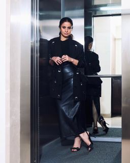 Rasika Dugal feet photo 3