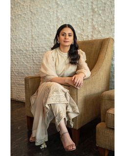 Rasika Dugal feet photo 19