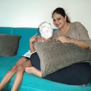 Rati Agnihotri feet photo 3