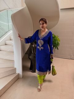 Raveena Tandon feet photo 10