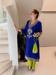Raveena Tandon feet photo 7