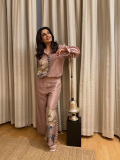 Raveena Tandon feet photo 1