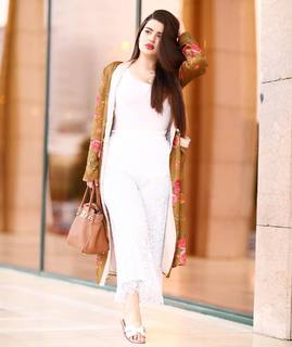 Rawan Bin Hussain feet photo 1