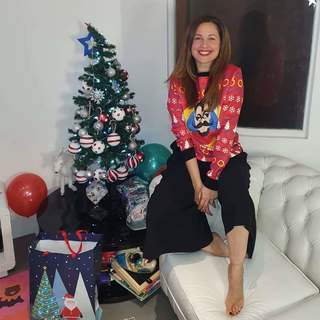 Raya Abirached feet photo 6