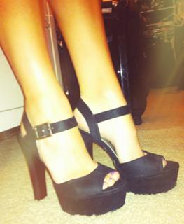 Raychul Moore feet photo 13