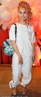 Raye feet photo thumbnail