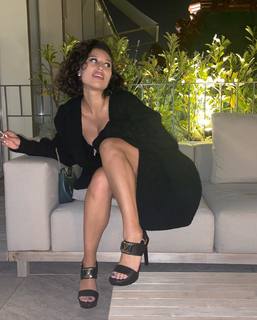 Raye feet photo thumbnail